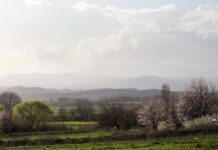 Καιρός: Υποχωρεί σταδιακά η αστάθεια – Πού και πότε θα βρέξει